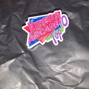 Calling all 90s Canadian kids! Unique YTV Video & Arcade Top 10 pin! Never Worn!